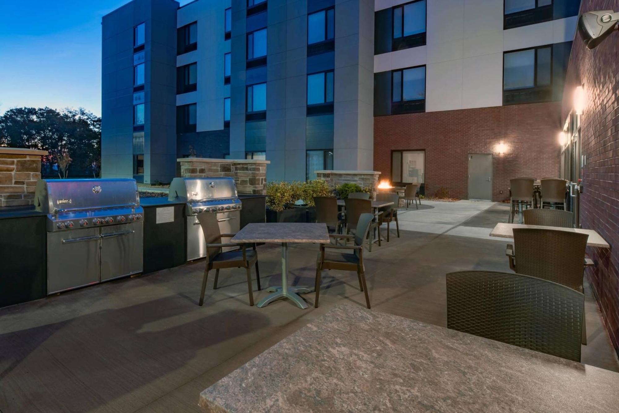Towneplace Suites By Marriott Wrentham Plainville Bagian luar foto
